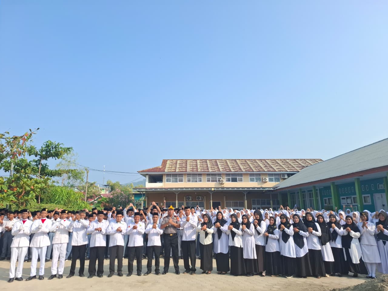 Polres peduli pendidikan, Hadir di MAN Tolitoli